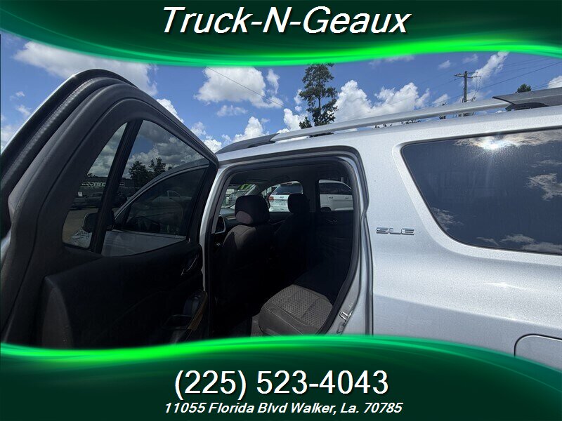 2017 GMC Acadia SLE-2 - Photo 7 - Walker, LA 70785-5946