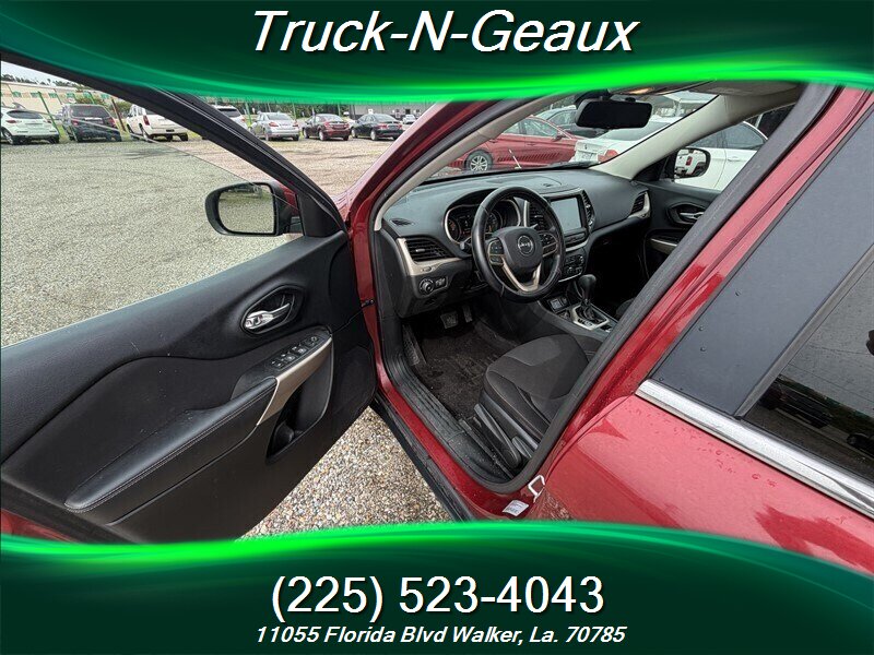 2017 Jeep Cherokee Latitude - Photo 6 - Walker, LA 70785-5946