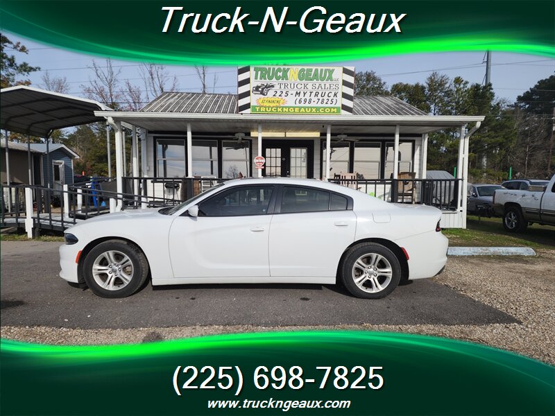 2019 Dodge Charger SXT's photo