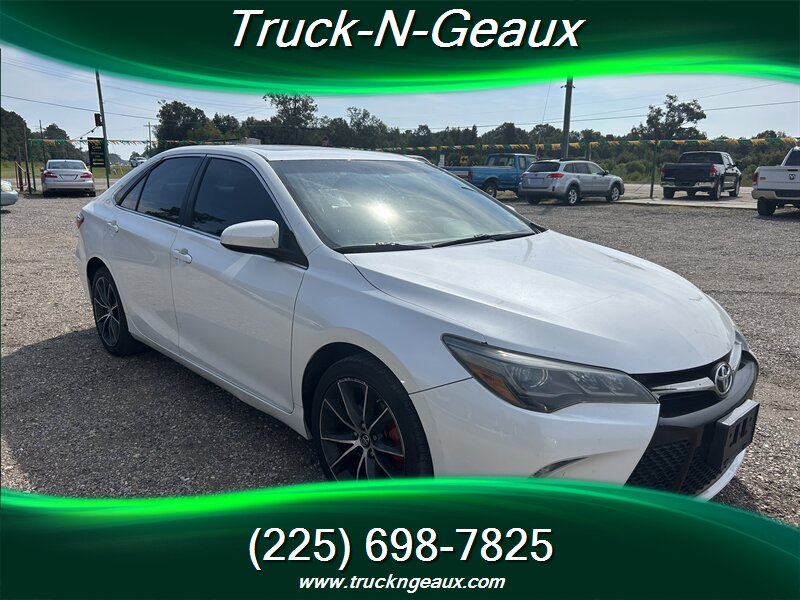 2015 Toyota Camry XSE V6   - Photo 4 - Walker, LA 70785-5946