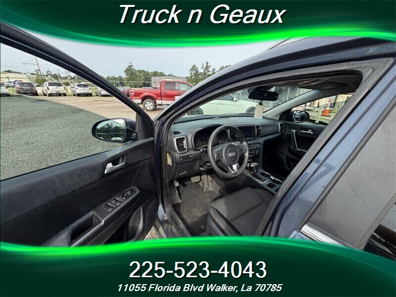 2018 Kia Sportage LX - Photo 6 - Walker, LA 70785-5946