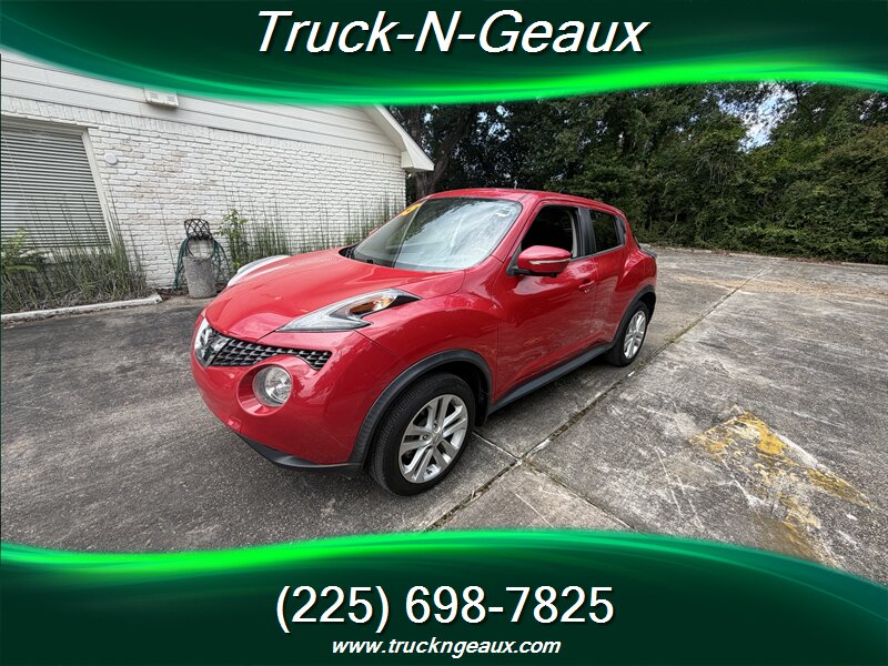 2015 Nissan JUKE SV  