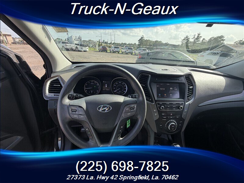 2017 Hyundai SANTA FE Sport 2.4L - Photo 7 - Walker, LA 70785-5946