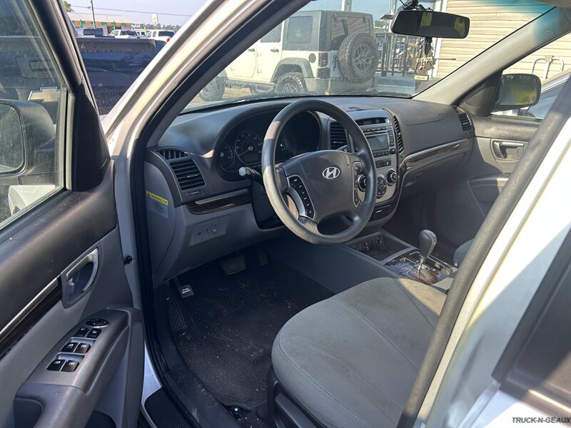 2012 Hyundai SANTA FE GLS  