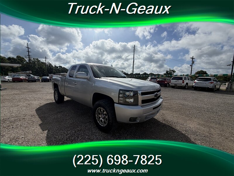 2011 Chevrolet Silverado 1500 LS - Photo 4 - Walker, LA 70785-5946