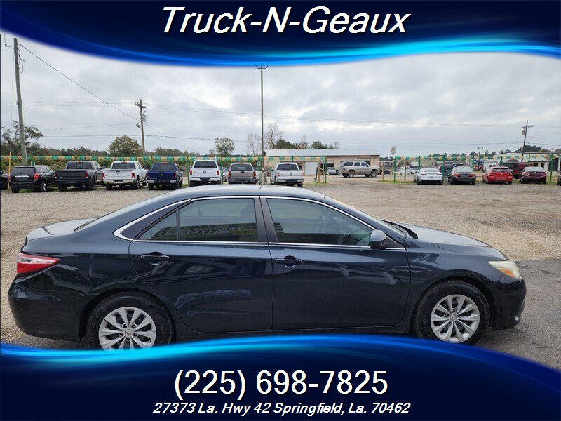 2015 Toyota Camry LE - Photo 3 - Walker, LA 70785-5946