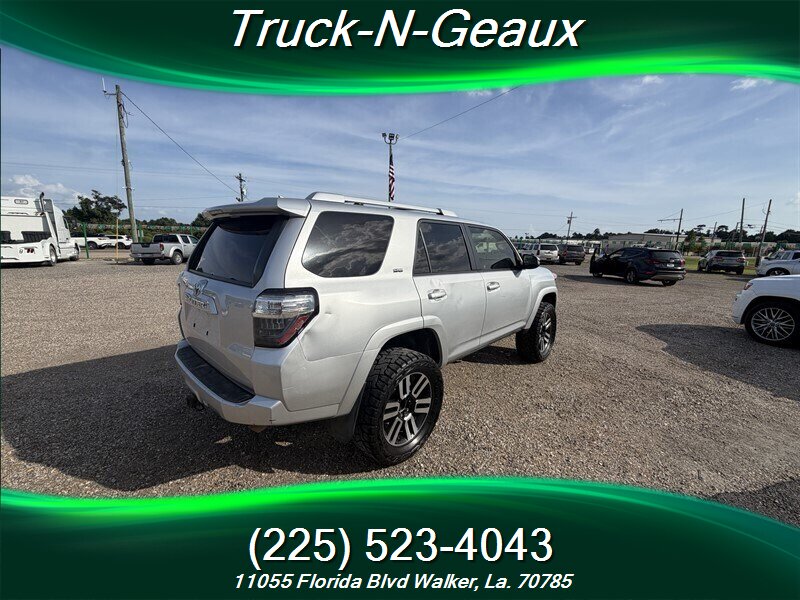 2015 Toyota 4Runner SR5 - Photo 3 - Walker, LA 70785-5946