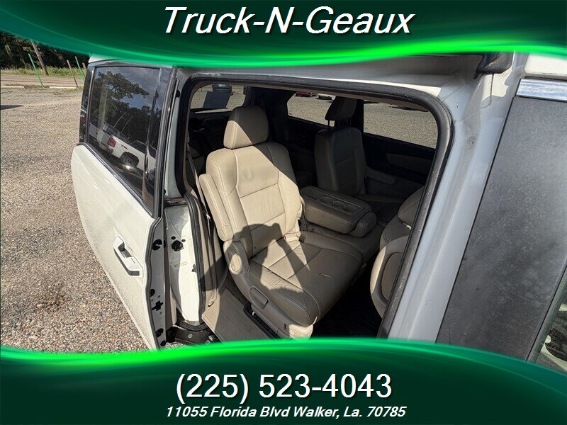 2015 Honda Odyssey Touring Elite - Photo 5 - Walker, LA 70785-5946