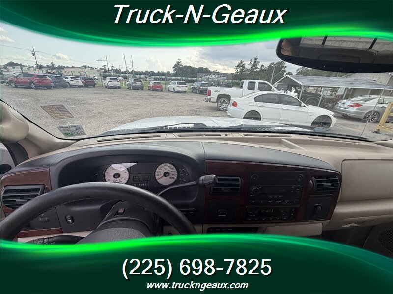 2005 Ford F-350 XLT - Photo 8 - Walker, LA 70785-5946