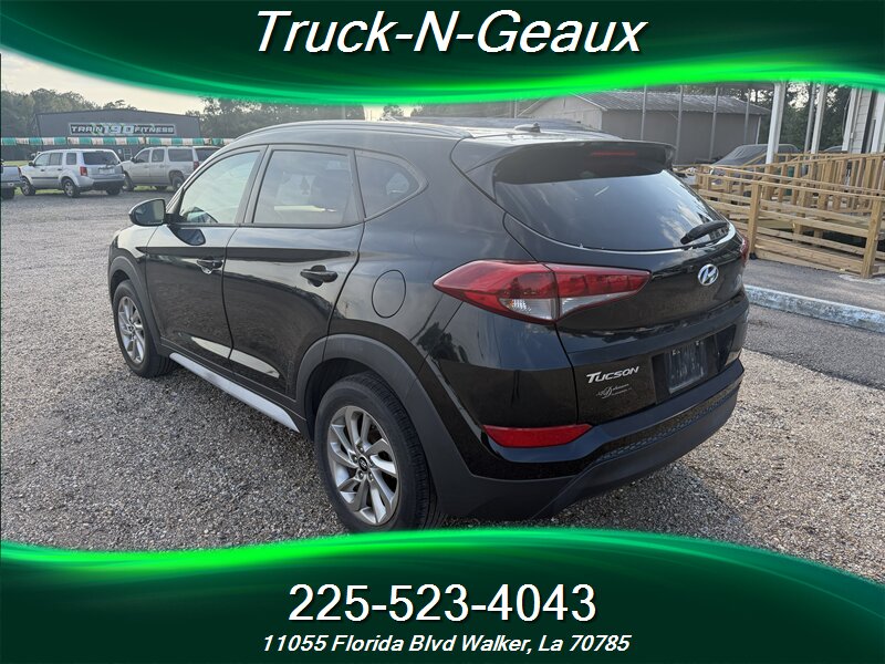 2017 Hyundai TUCSON SE - Photo 4 - Walker, LA 70785-5946