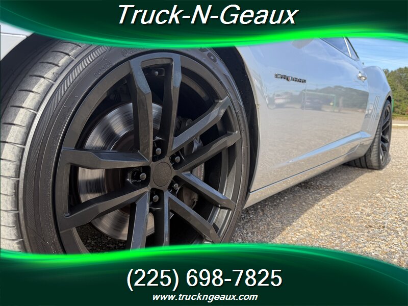 2013 Chevrolet Camaro SS   - Photo 2 - Walker, LA 70785-5946