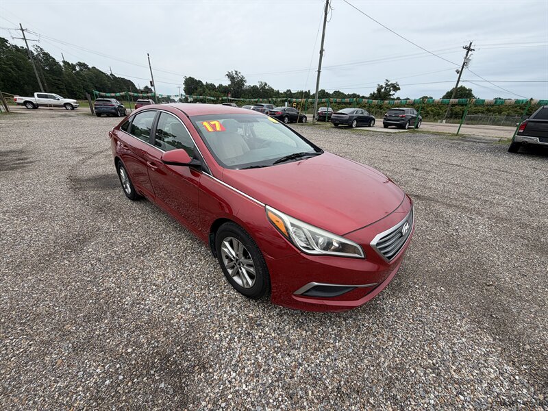 2017 Hyundai SONATA SE  