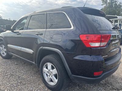 2011 Jeep Grand Cherokee Laredo   - Photo 3 - Walker, LA 70785-5946