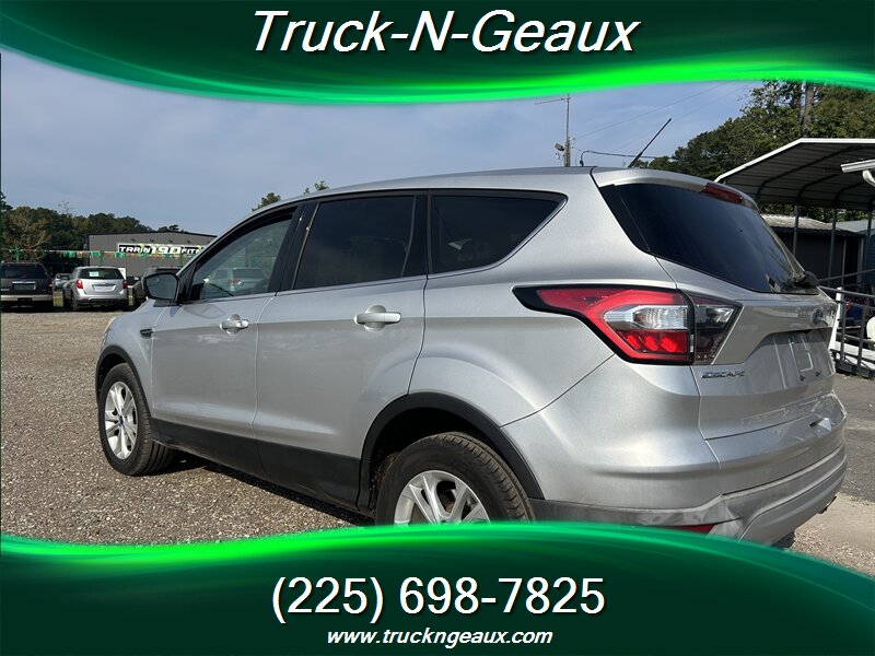2017 Ford Escape SE - Photo 2 - Walker, LA 70785-5946