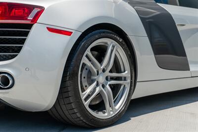 2011 Audi R8 4.2 quattro   - Photo 37 - Tustin, CA 92780