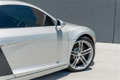 2011 Audi R8 4.2 quattro   - Photo 38 - Tustin, CA 92780