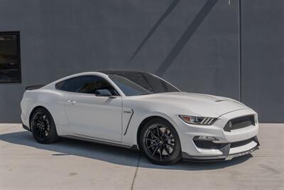 2016 Ford Mustang Shelby GT350   - Photo 1 - Tustin, CA 92780