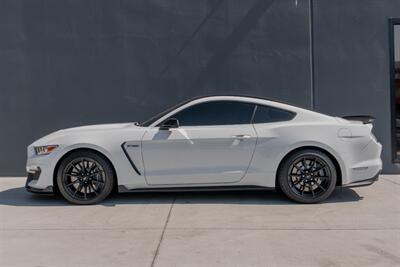 2016 Ford Mustang Shelby GT350   - Photo 4 - Tustin, CA 92780