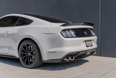 2016 Ford Mustang Shelby GT350   - Photo 18 - Tustin, CA 92780