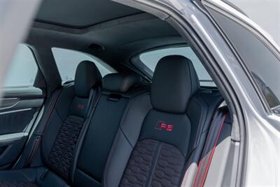 2025 Audi RS 6 Avant performance 4.0T quattro Avant   - Photo 12 - Tustin, CA 92780