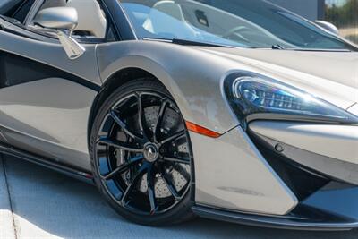2019 McLaren 570S Spider   - Photo 32 - Tustin, CA 92780