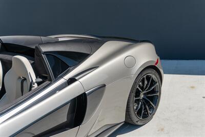 2019 McLaren 570S Spider   - Photo 28 - Tustin, CA 92780