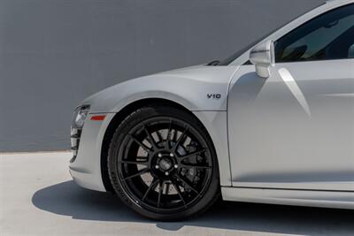 2011 Audi R8 5.2 quattro   - Photo 52 - Tustin, CA 92780