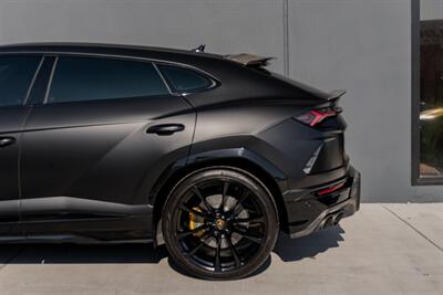 2021 Lamborghini Urus   - Photo 38 - Tustin, CA 92780