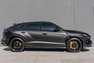 2021 Lamborghini Urus   - Photo 4 - Tustin, CA 92780