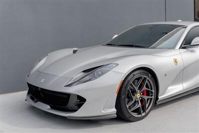 2018 Ferrari 812 Superfast   - Photo 19 - Tustin, CA 92780