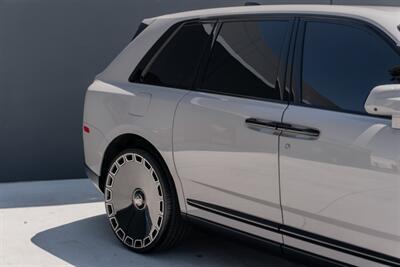 2022 Rolls-Royce Cullinan   - Photo 34 - Tustin, CA 92780
