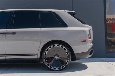 2022 Rolls-Royce Cullinan   - Photo 20 - Tustin, CA 92780