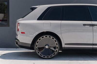 2022 Rolls-Royce Cullinan   - Photo 35 - Tustin, CA 92780