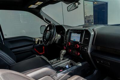 2019 Ford F-150 Raptor   - Photo 60 - Tustin, CA 92780