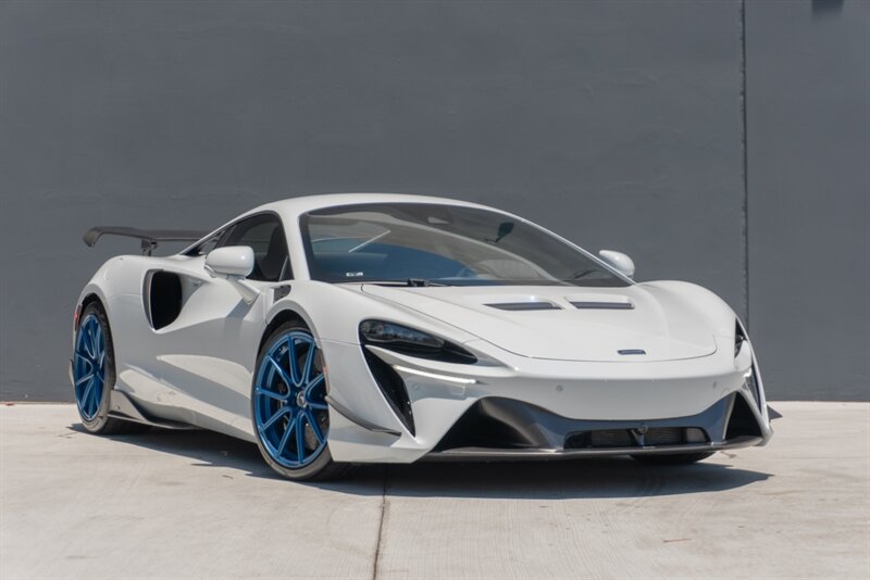 2023 McLaren Artura - Photo 1 - Tustin, CA 92780