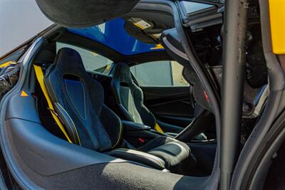2023 McLaren 720S Spider   - Photo 15 - Tustin, CA 92780