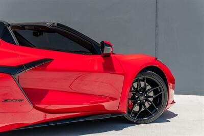 2025 Chevrolet Corvette Z06   - Photo 36 - Tustin, CA 92780