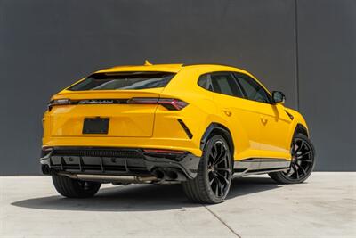 2021 Lamborghini Urus   - Photo 8 - Tustin, CA 92780