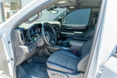 2025 Chevrolet Silverado 1500 ZR2   - Photo 9 - Tustin, CA 92780