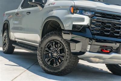 2025 Chevrolet Silverado 1500 ZR2   - Photo 31 - Tustin, CA 92780
