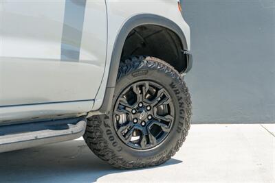 2025 Chevrolet Silverado 1500 ZR2   - Photo 40 - Tustin, CA 92780