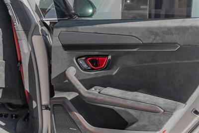 2023 Lamborghini Urus Performante   - Photo 41 - Tustin, CA 92780
