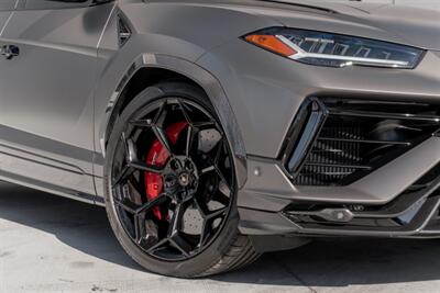 2023 Lamborghini Urus Performante   - Photo 27 - Tustin, CA 92780