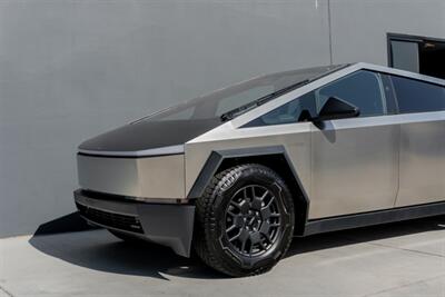 2024 Tesla Cybertruck All-Wheel Drive   - Photo 17 - Tustin, CA 92780