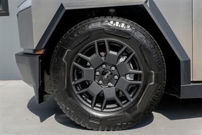 2024 Tesla Cybertruck All-Wheel Drive   - Photo 19 - Tustin, CA 92780