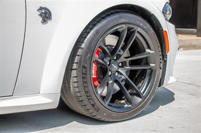 2022 Dodge Charger SRT Hellcat   - Photo 17 - Tustin, CA 92780