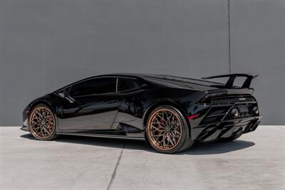 2022 Lamborghini Huracan EVO   - Photo 9 - Tustin, CA 92780