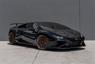 2022 Lamborghini Huracan EVO  