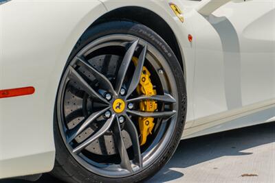 2016 Ferrari 488 Spider   - Photo 16 - Tustin, CA 92780