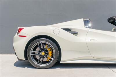 2016 Ferrari 488 Spider   - Photo 29 - Tustin, CA 92780